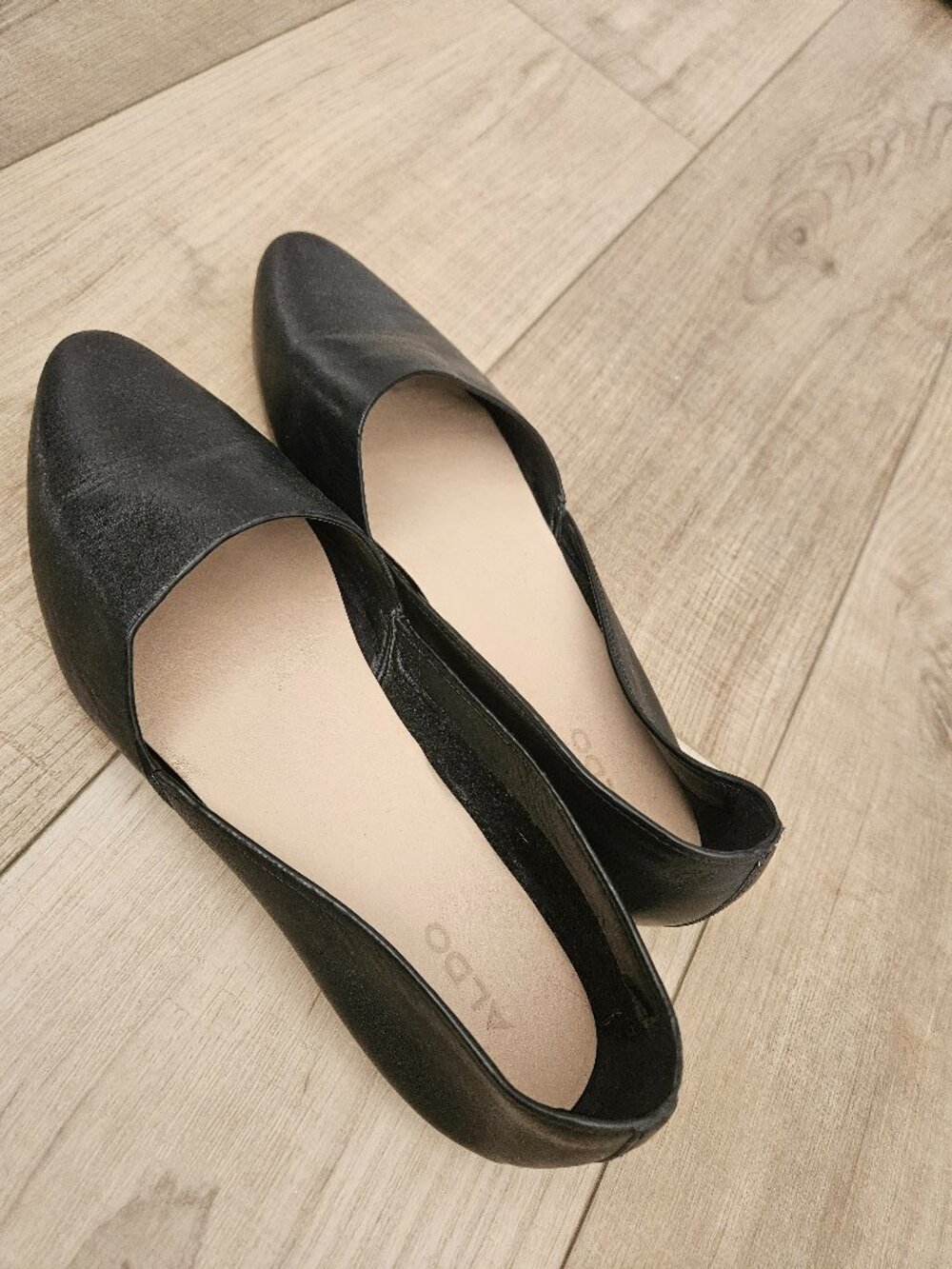 Aldo Women's Black Flats - Dress Shoes